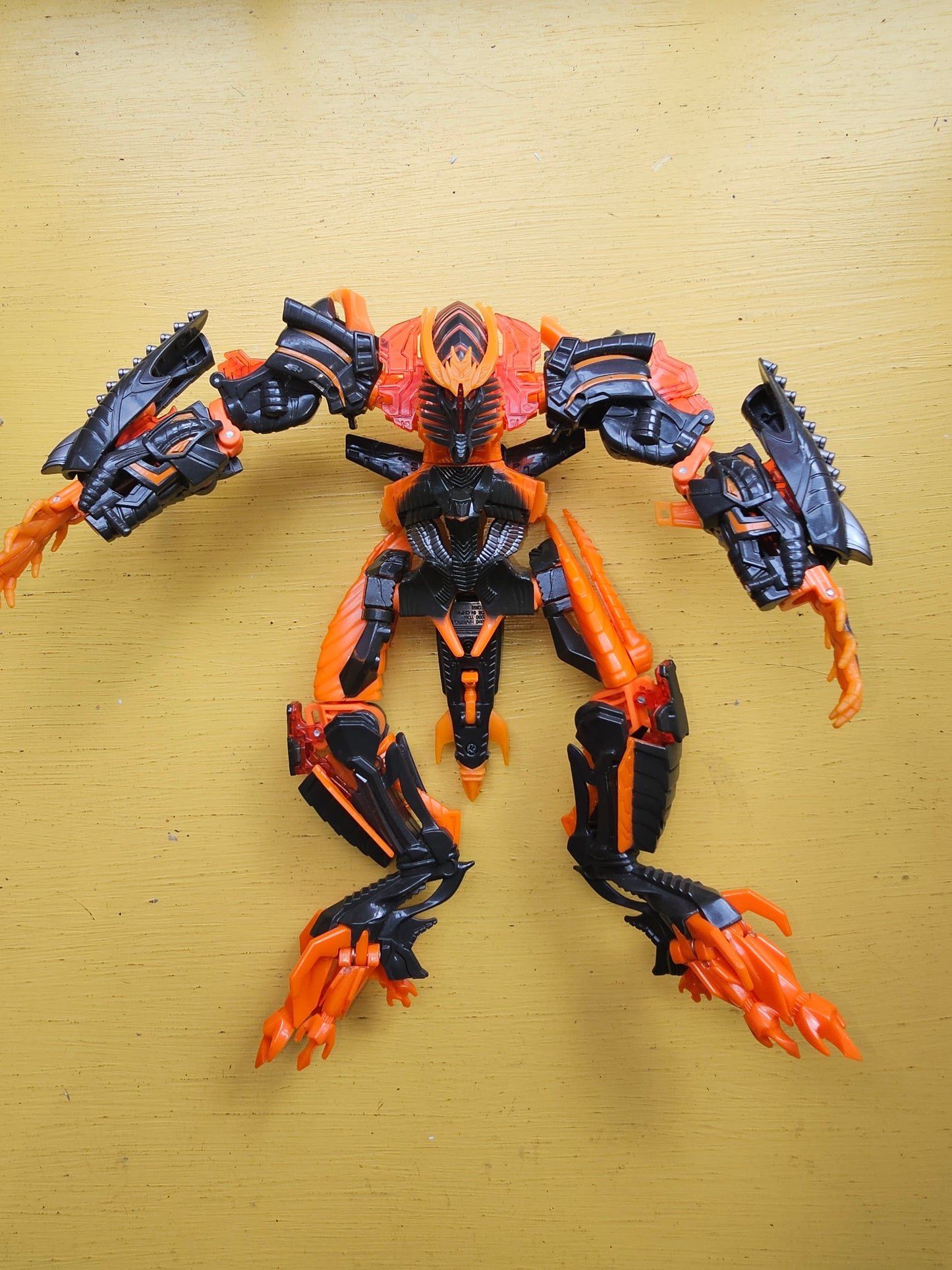 Transformers ROTF Exclusive Burning The Fallen