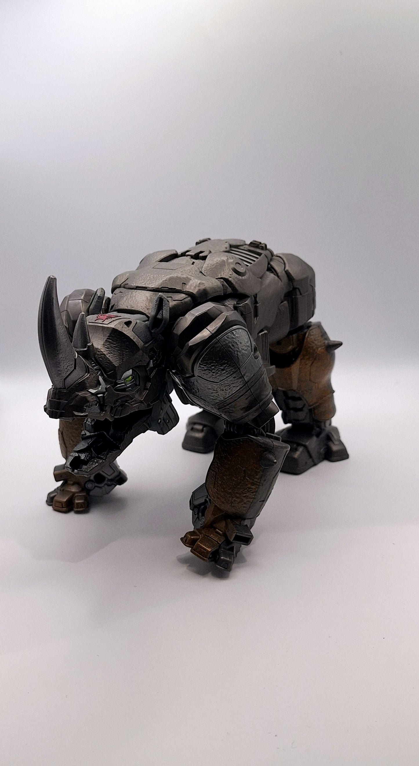 Transformers: ROTB Smash Changer Rhinox