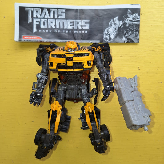 Transformers DOTM Deluxe Cyberverse Bumblebee