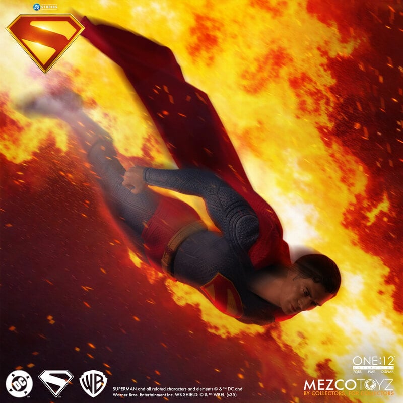 Mezco One: 12 Superman