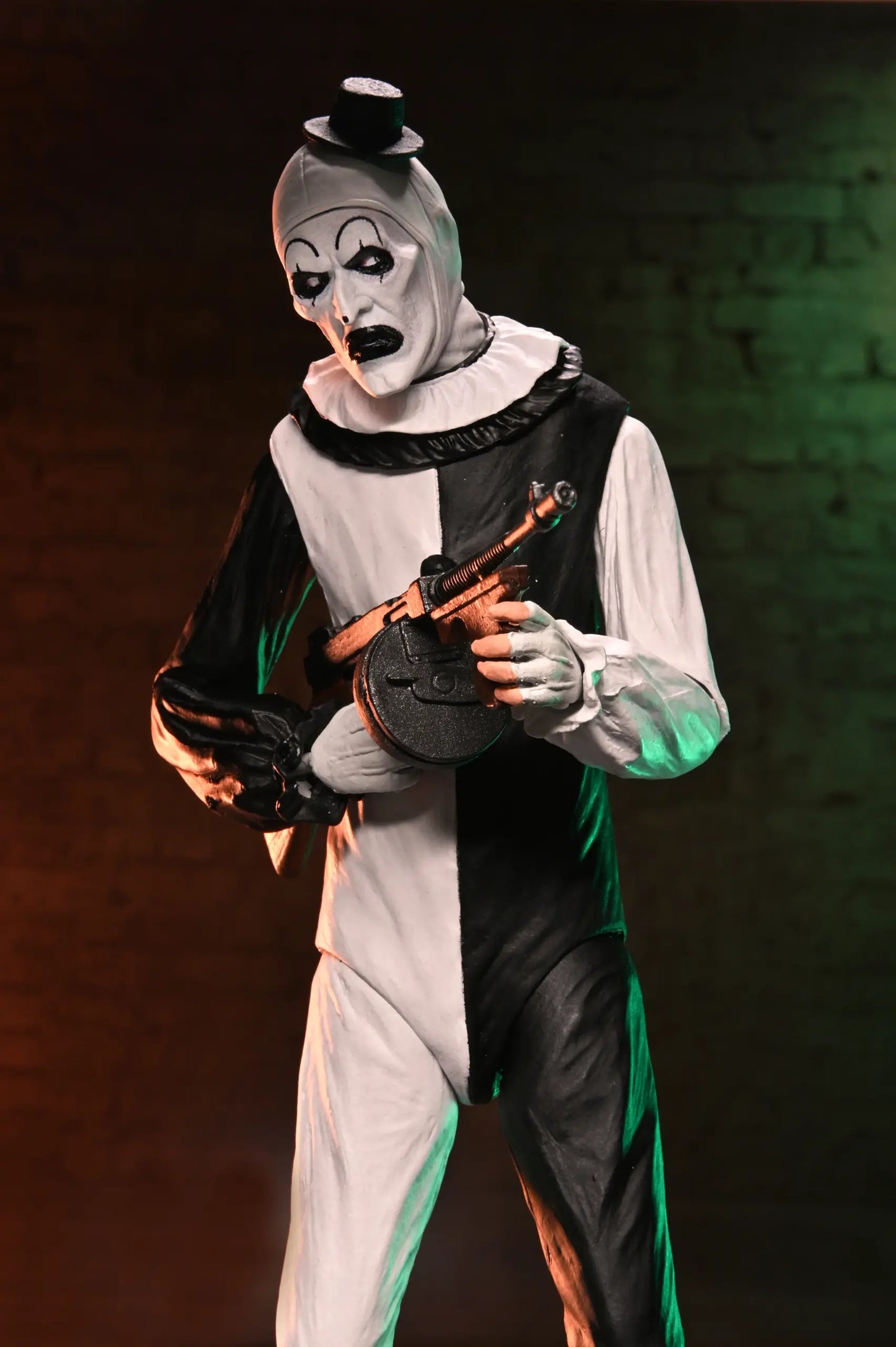 NECA Terrifier 2 – Art the Clown and Little Pale Girl Ultimate 7″ Scale Action Figure 2 Pack