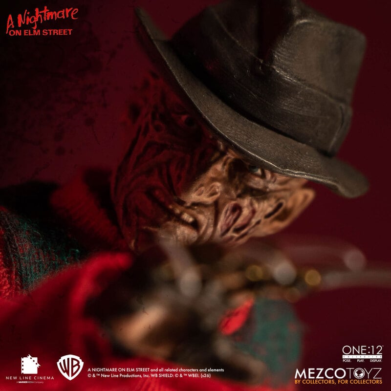 Mezco One: 12 A Nightmare on Elm Street: Freddy Krueger