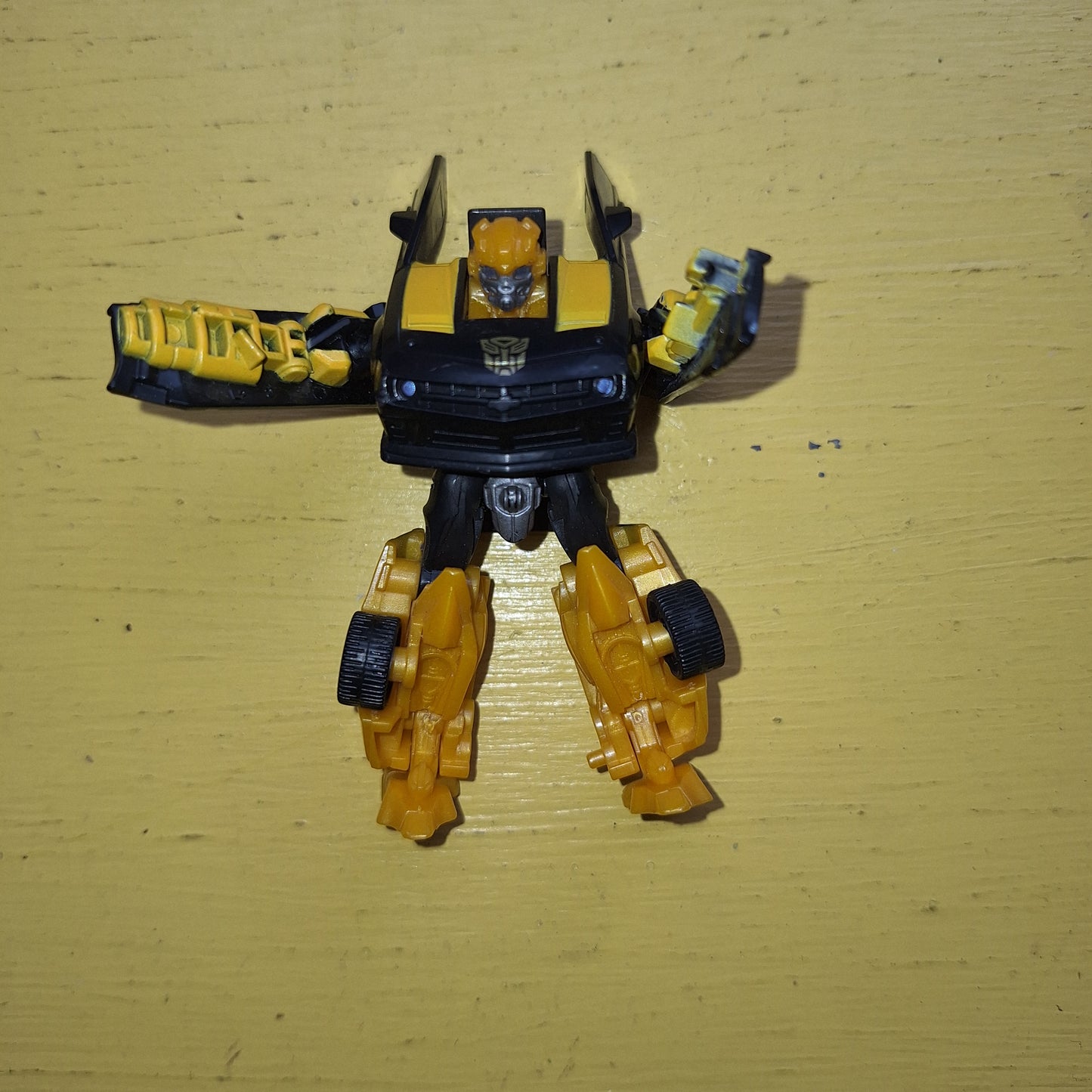 Transformers DOTM Stealth Bumblebee