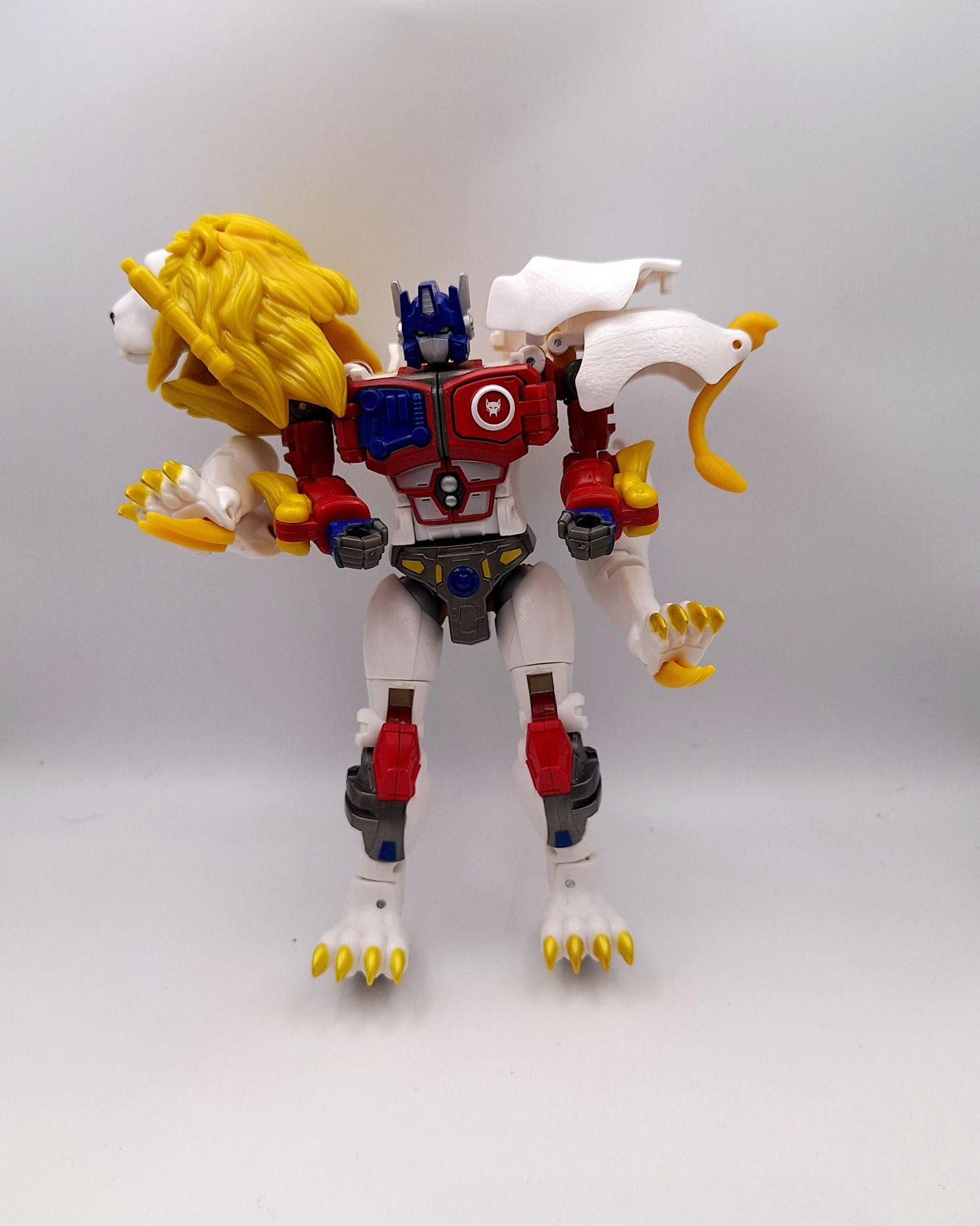 Transformers Legacy Leo Prime