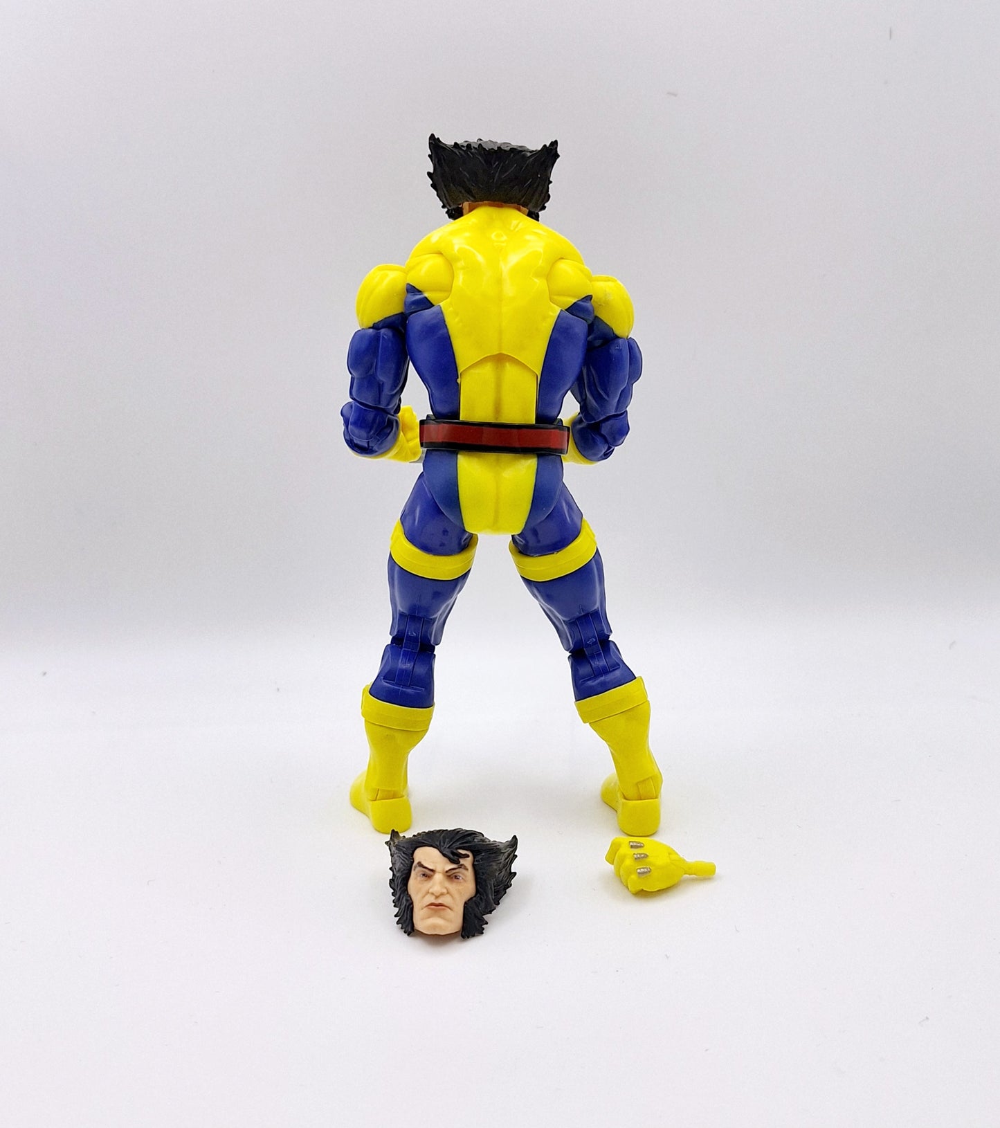 Marvel Legends Uncanny X-Men Wolverine Team/Training Suit