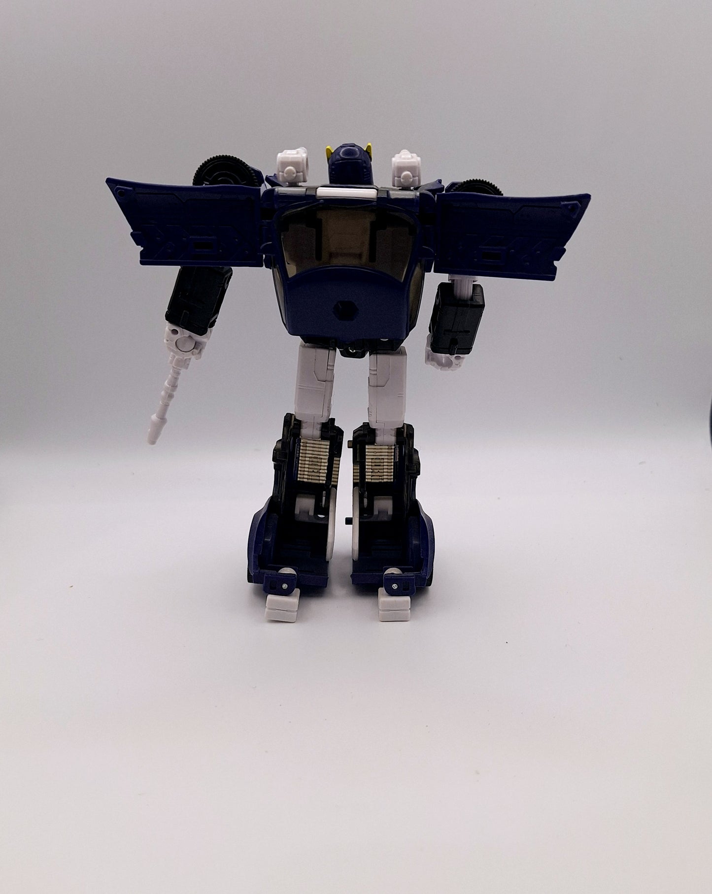 Transformers Buzzworthy Silverstreak