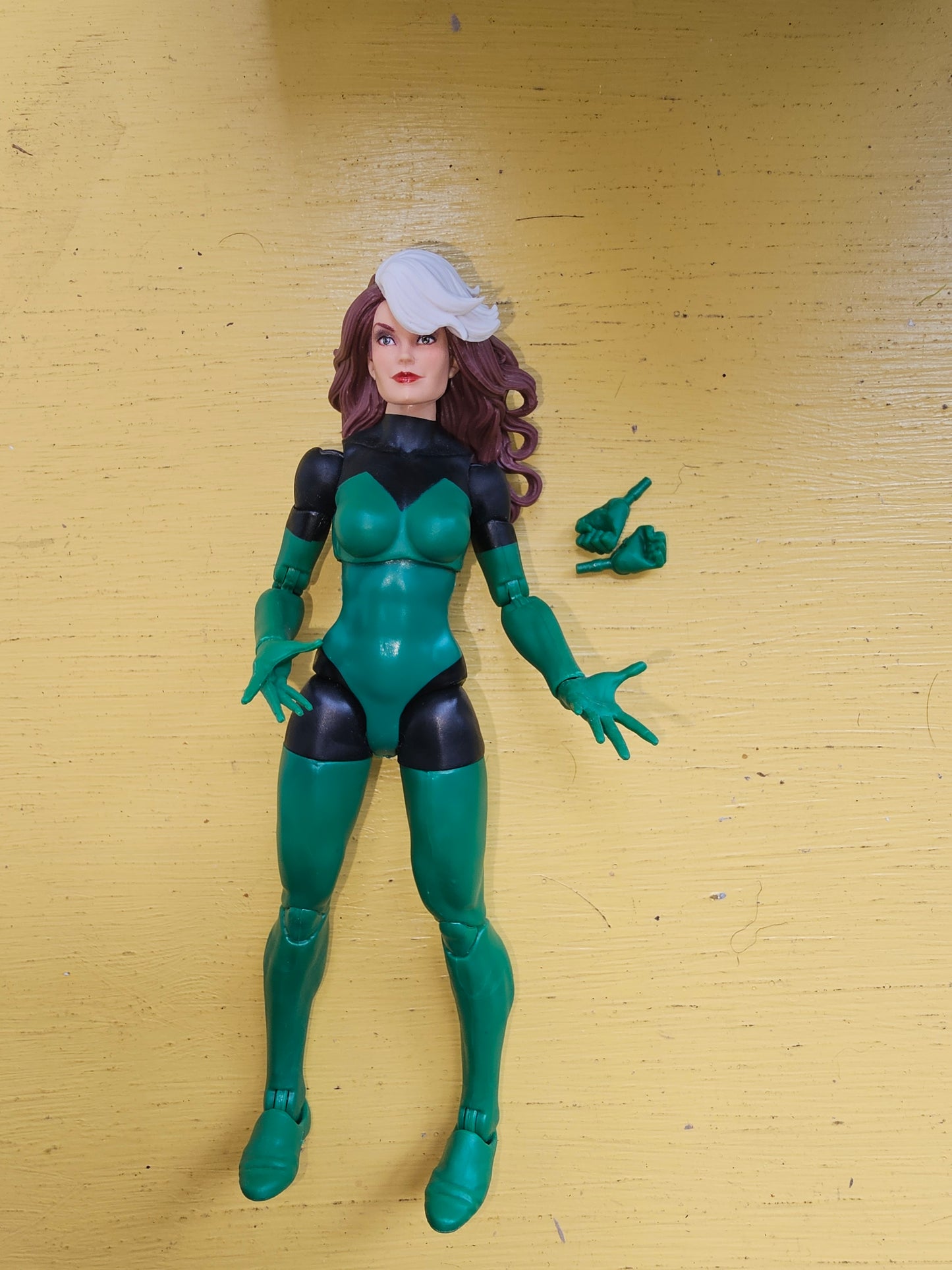 Marvel Legends Outback Rogue
