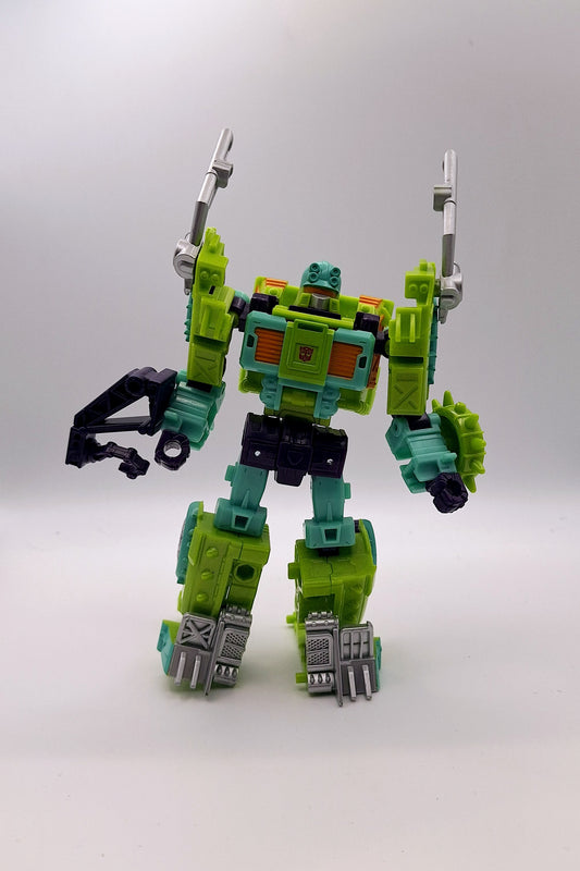 Transformers Legacy Buzzworthy Bumblebee Deluxe Tow-Line