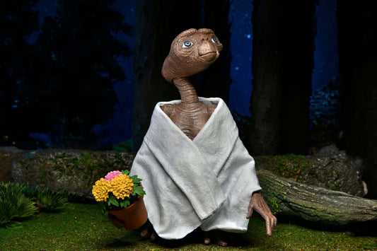 Ultimate E.T Action Figure