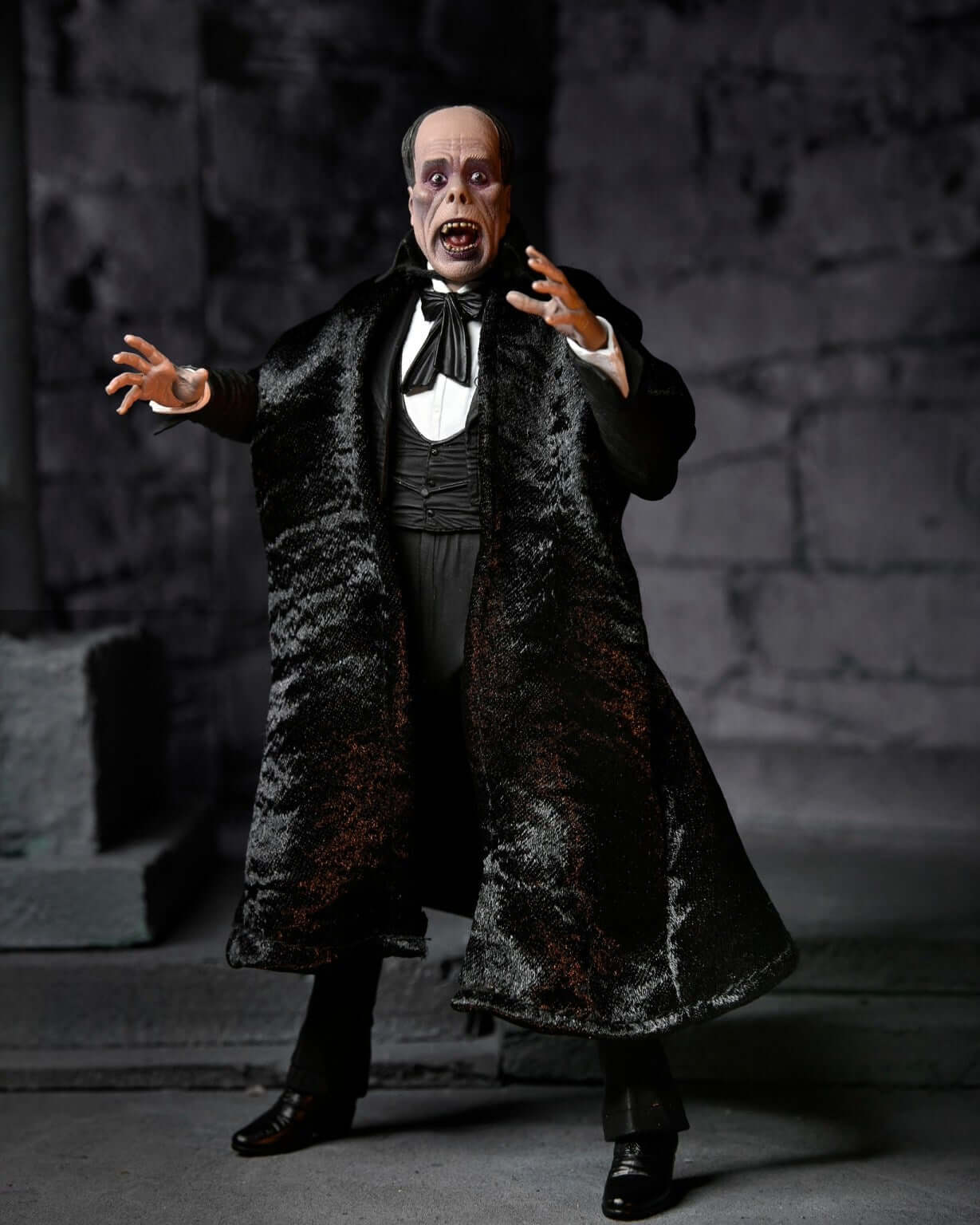 UNIVERSAL / CHANEY ENT. (COLOUR) THE PHANTOM OF THE OPERA (1925) 7 INCH SCALE ACTION FIGURE