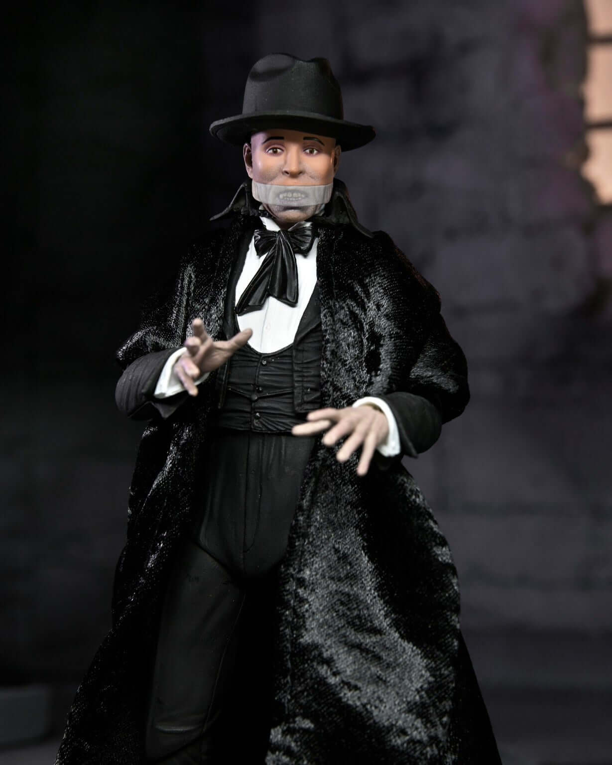 UNIVERSAL / CHANEY ENT. (COLOUR) THE PHANTOM OF THE OPERA (1925) 7 INCH SCALE ACTION FIGURE